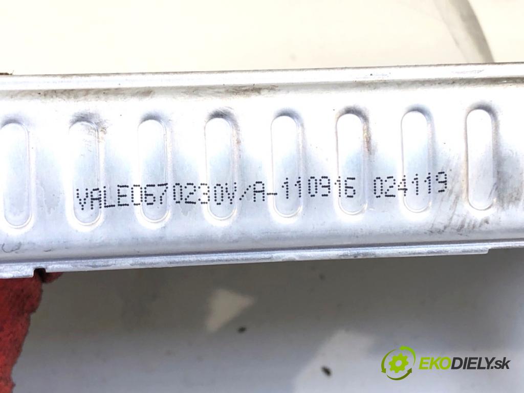 PEUGEOT 508 SW I Kombi 2011 120 kW 2.0 HDi 1997 topné těleso radiátor topení 670230V (Radiátor topení)