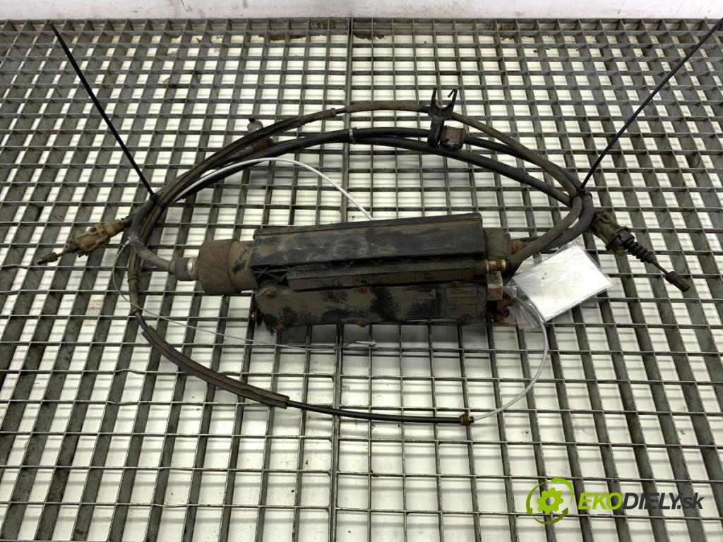 PEUGEOT 508 SW I Kombi 2011 120 kW 2.0 HDi 1997 BRZDA: ručný elektrický 9874350580 (Ručná brzda)