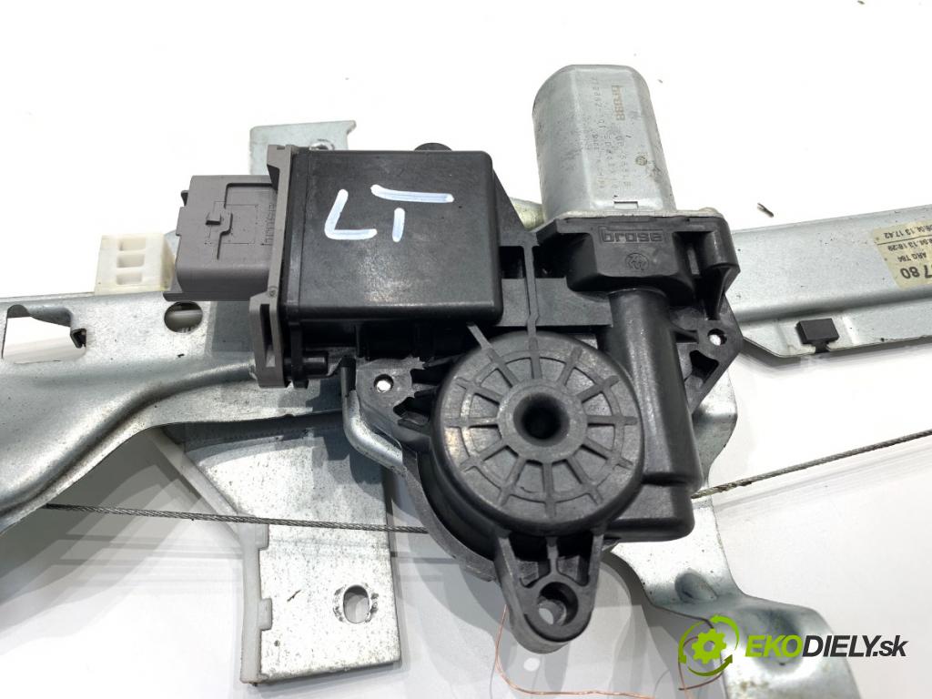 PEUGEOT 3008 nadwozie wielkoprzestrzenne (MPV) 2013 120 kW 2.0 HDi Hybrid4 1997 mechanismus okna levý zadní část 9682808780