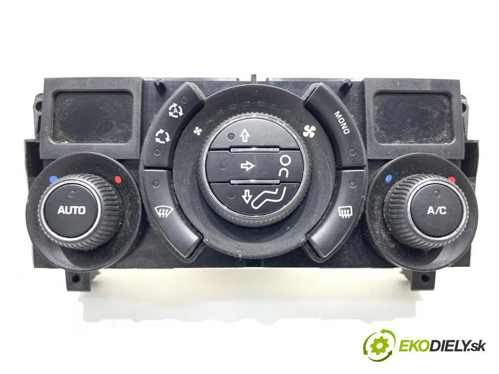 PEUGEOT 3008 nadwozie wielkoprzestrzenne (MPV) 2013 120 kW 2.0 HDi Hybrid4 1997 Panel ovládania kúrenia 96738322XT (Prepínacie páčky pod volantom)
