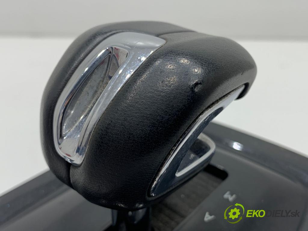 PEUGEOT 3008 nadwozie wielkoprzestrzenne (MPV) 2013 120 kW 2.0 HDi Hybrid4 1997 Kulisa 9801784480 (Rýchlostná páka (kulisa))