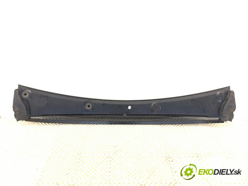 OPEL CROSSLAND SUV 2021 96 kW 1.2 (75) 1199 Torpédo, plast pod čelné okno 13476245 (Torpédo (plast pod čelným sklom))