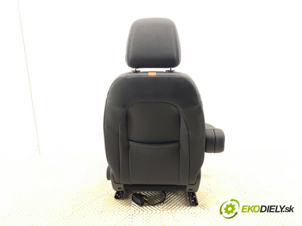 OPEL CROSSLAND SUV 2021 96 kW 1.2 (75) 1199 Sedadlo ľavy predný