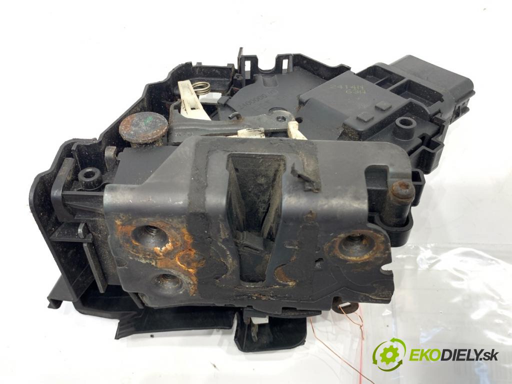 FORD FOCUS C-MAX nadwozie wielkoprzestrzenne (MPV) 2004 80 kW 1.6 TDCi 1560 zámok dveře levý přední část 3M5AR21813EN