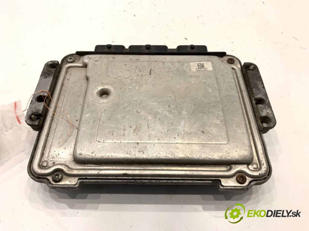 FORD FOCUS C-MAX nadwozie wielkoprzestrzenne (MPV) 2004 80 kW 1.6 TDCi 1560 riadiaca jednotka Motor 3U71-12A650-SA (Riadiaca jednotka)