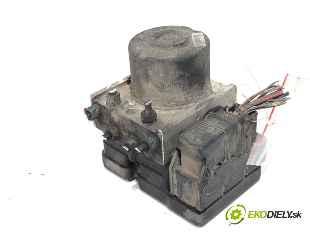 FORD FOCUS C-MAX nadwozie wielkoprzestrzenne (MPV) 2004 80 kW 1.6 TDCi 1560 Pumpa ABS 3M51-2M110-CA (Pumpa ABS)