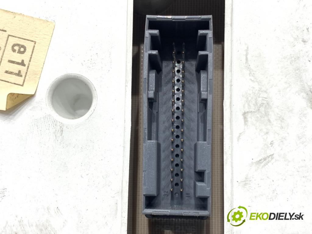 FORD FOCUS C-MAX nadwozie wielkoprzestrzenne (MPV) 2004 80 kW 1.6 TDCi 1560 Prístrojovka 4M5T-10849-GL (Prístrojová doska)