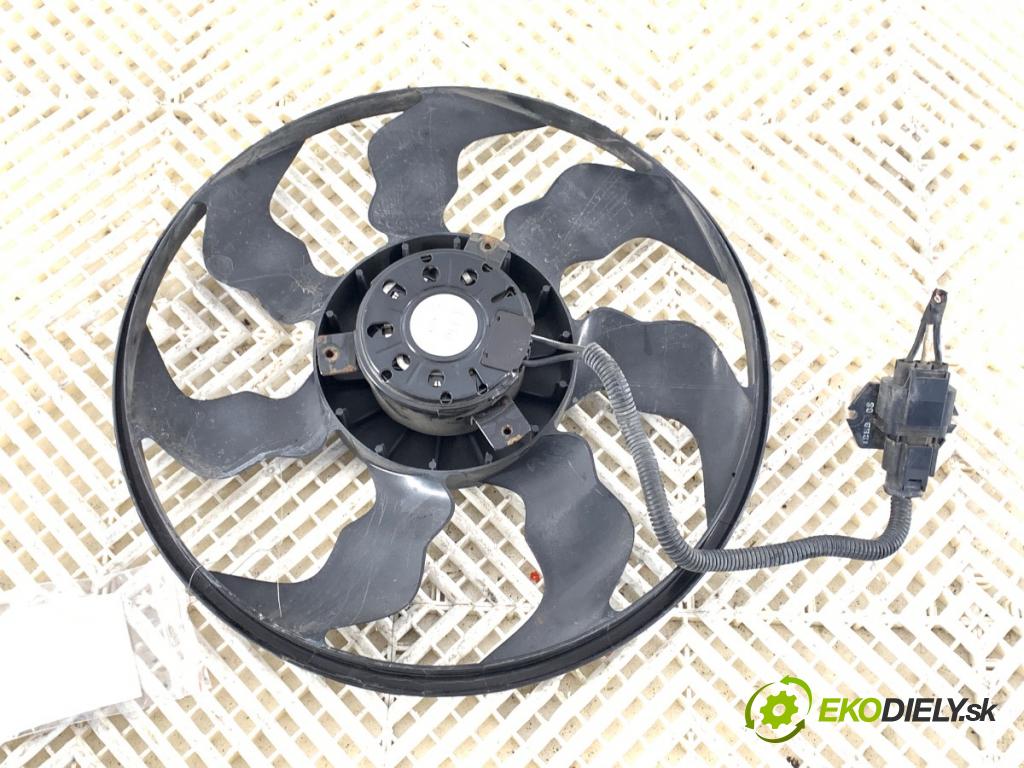 HYUNDAI i30 liftback 2013 66 kW 1.4 CRDi 1396 ventilátor chladiče 3137230087 (Ventilátor)