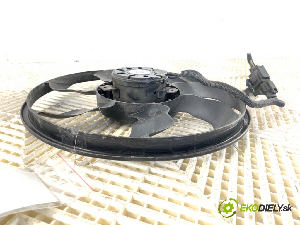 HYUNDAI i30 liftback 2013 66 kW 1.4 CRDi 1396 ventilátor chladiče 3137230087 (Ventilátor)