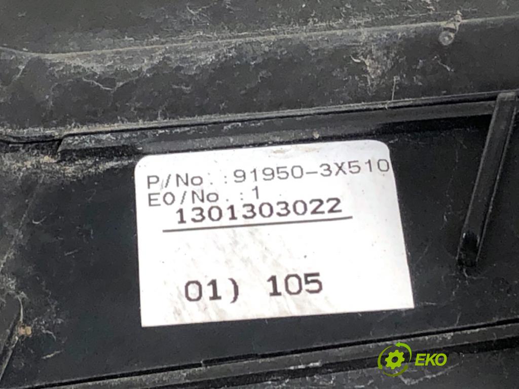 HYUNDAI i30 liftback 2013 66 kW 1.4 CRDi 1396 skříňka poistková 91950-3X510 (Pojistková skříňka)