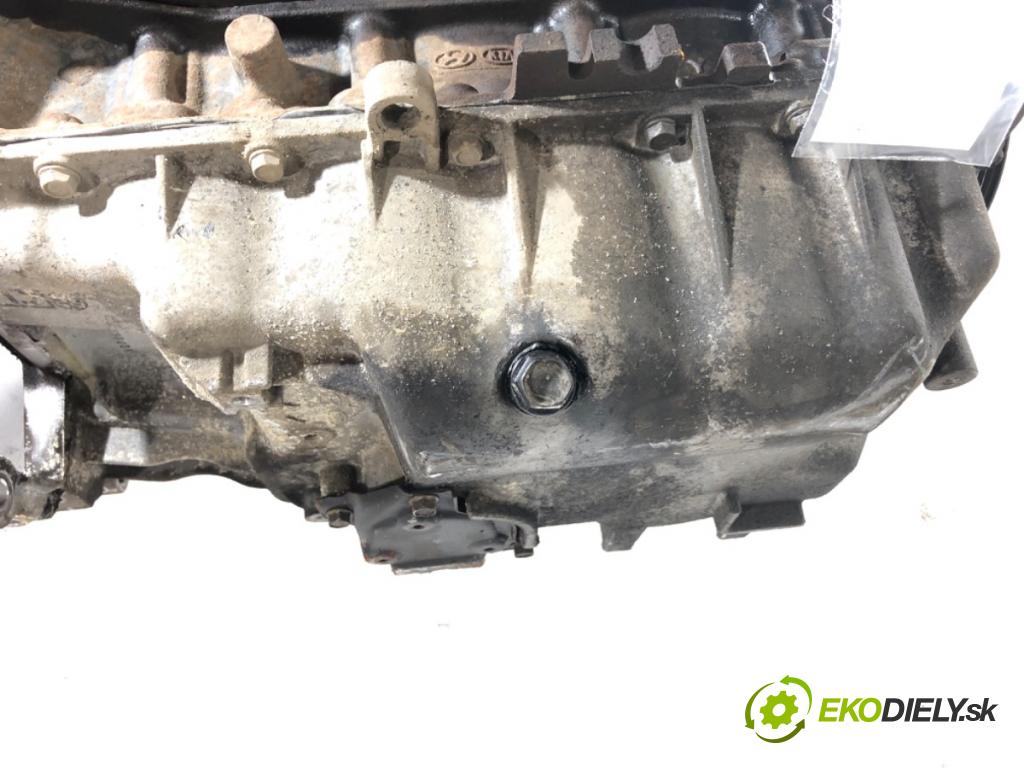 HYUNDAI i30 liftback 2013 66 kW 1.4 CRDi 1396 motor D4FC (Motor)