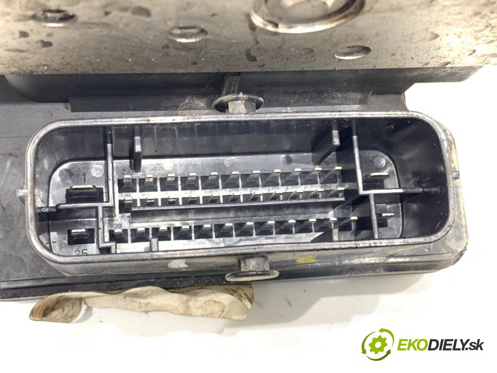 HYUNDAI i30 liftback 2013 66 kW 1.4 CRDi 1396 Pumpa ABS A6589-30500 (Pumpa ABS)