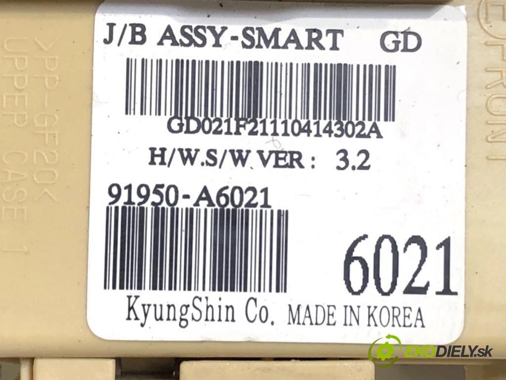 HYUNDAI i30 liftback 2013 66 kW 1.4 CRDi 1396 modul BSI 91950-A6021 (Pojistková skříňka)