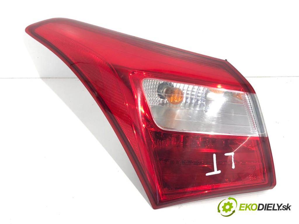 HYUNDAI i30 liftback 2013 66 kW 1.4 CRDi 1396 světlo levý zadní část 