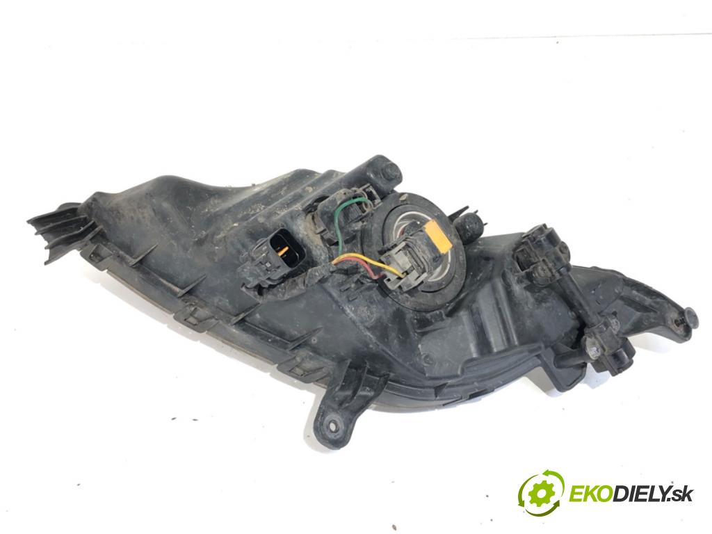 HYUNDAI i30 liftback 2013 66 kW 1.4 CRDi 1396 hmlové svetlo, hmlovka pravý přední část