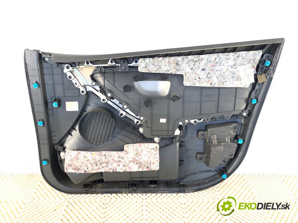 HYUNDAI i30 liftback 2013 66 kW 1.4 CRDi 1396 ča dveře levý přední část