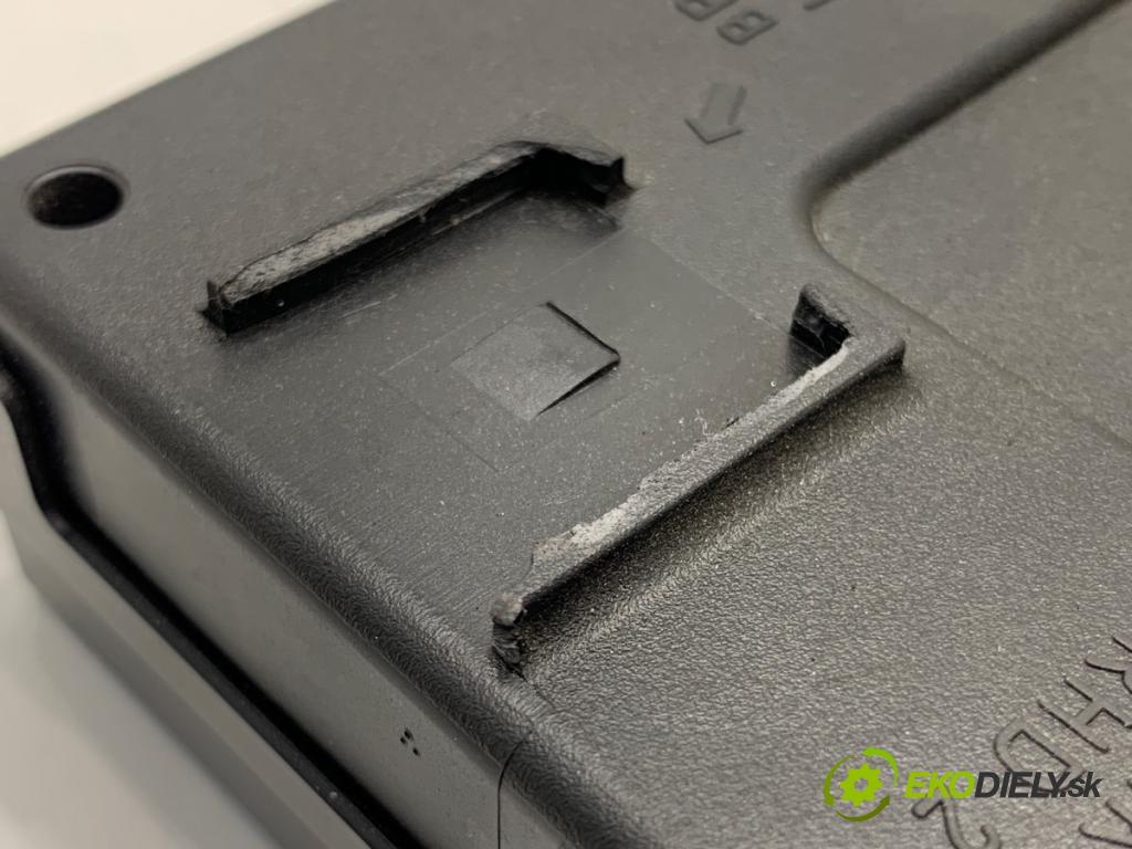 HYUNDAI i30 liftback 2013 66 kW 1.4 CRDi 1396 Modul BCM 95400-A6001 (Riadiaca jednotka ostatné)