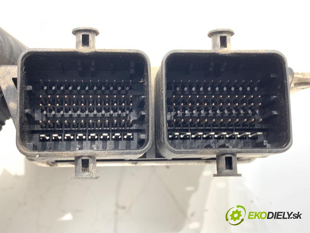 FIAT FIORINO III Nadwozie pełne/minivan 2019 57 kW 1.4 (225AXA1A, 225BXA1A) 1368 riadiaca jednotka Motor 52112290 (Riadiaca jednotka)