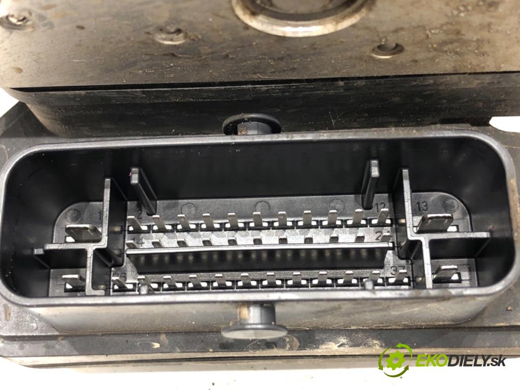 FIAT FIORINO III Nadwozie pełne/minivan 2019 57 kW 1.4 (225AXA1A, 225BXA1A) 1368 Pumpa ABS 52139588 (Pumpa ABS)