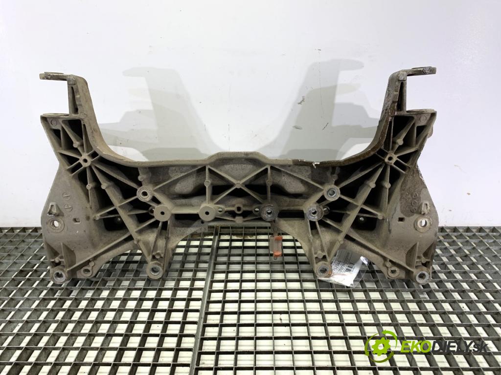 FIAT FIORINO III Nadwozie pełne/minivan 2019 57 kW 1.4 (225AXA1A, 225BXA1A) 1368 výztuha pod motor 51749128 (Přední výztuha)