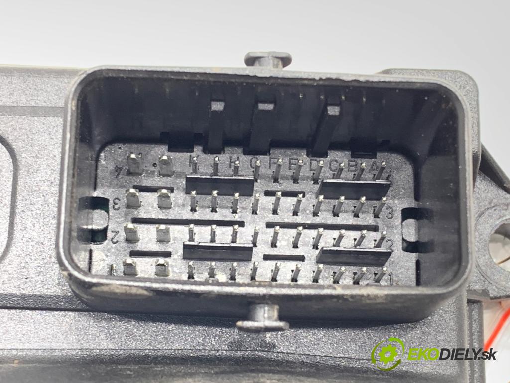 FIAT FIORINO III Nadwozie pełne/minivan 2019 57 kW 1.4 (225AXA1A, 225BXA1A) 1368 řídící jednotka LPG 67R-014903 STAG-4