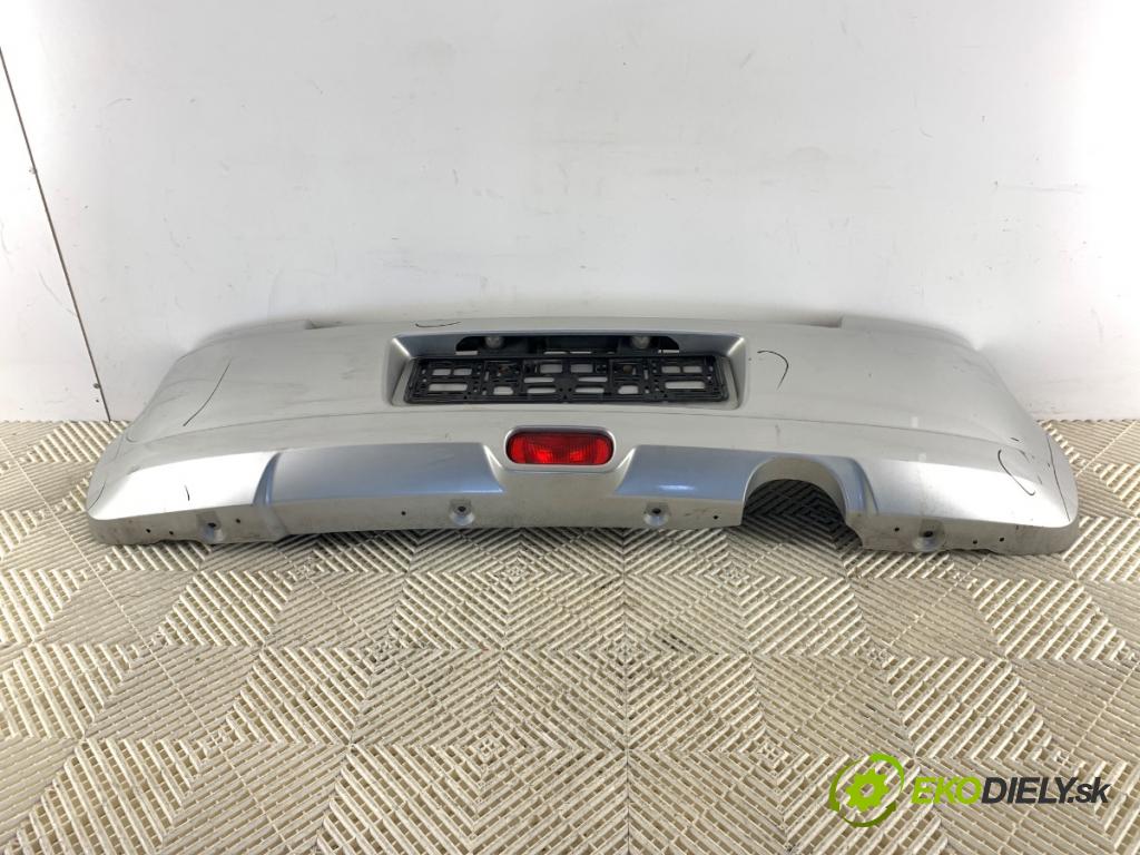 SUZUKI SWIFT III liftback 2006 68 kW 1.3 (RS 413) 1328 nárazník zadní část  (Klika dveří ostatní)