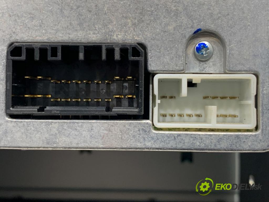 SUZUKI SWIFT III liftback 2006 68 kW 1.3 (RS 413) 1328 RADIO 39101-62J0 (Audio zariadenie)