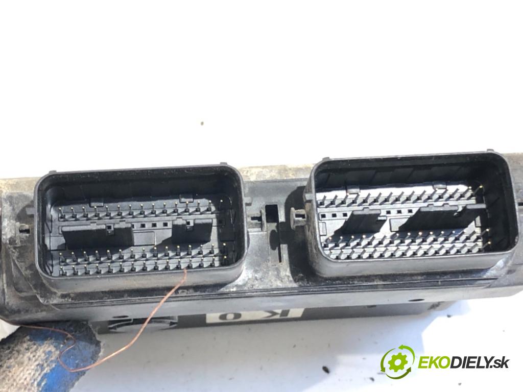 SUZUKI SWIFT III liftback 2006 68 kW 1.3 (RS 413) 1328 riadiaca jednotka Motor 33920-62J0 (Riadiaca jednotka)