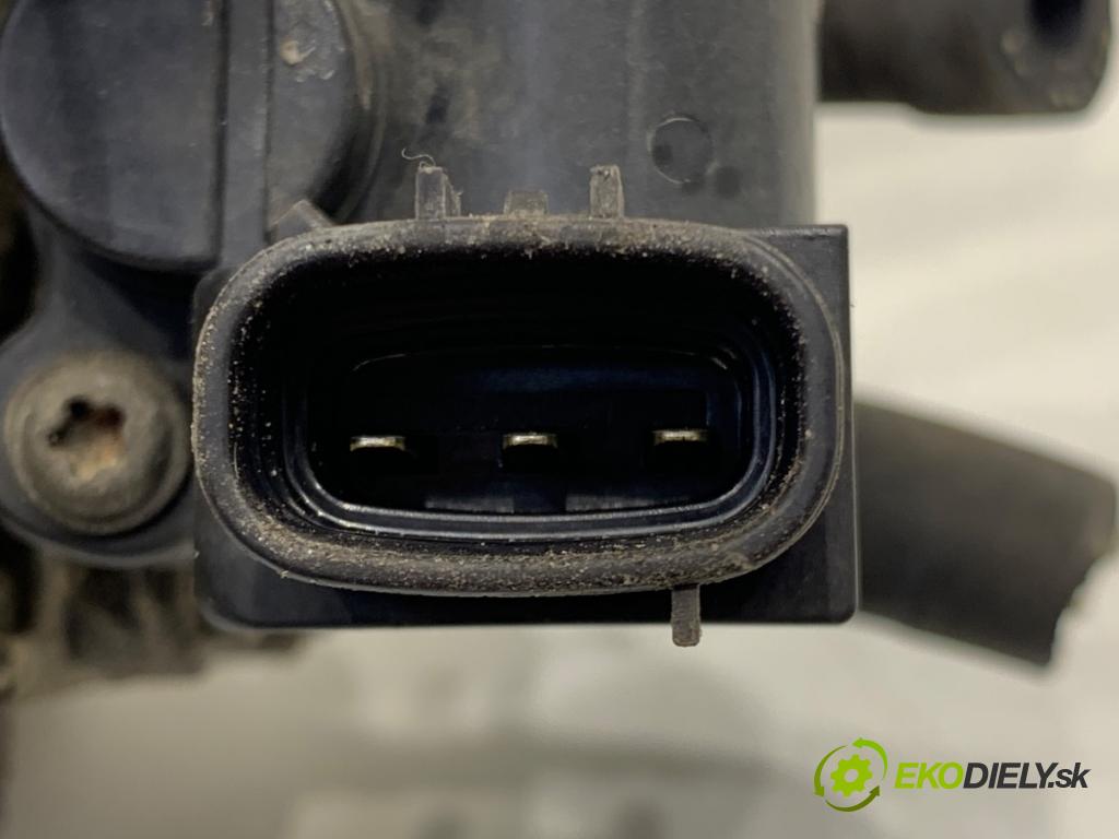 SUZUKI SWIFT III liftback 2006 68 kW 1.3 (RS 413) 1328 Škrtiaca klapka  (Škrtiaca klapka)