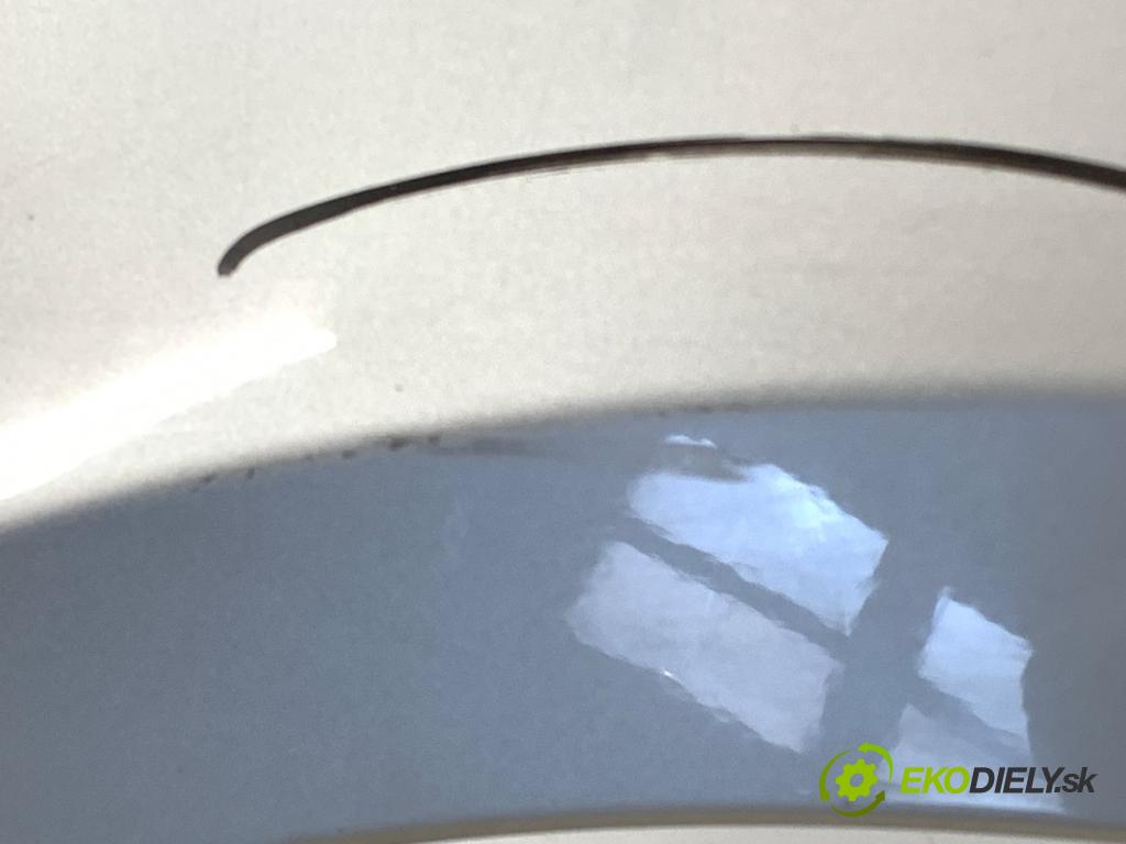 SUZUKI SWIFT III liftback 2006 68 kW 1.3 (RS 413) 1328 blatník levý přední část