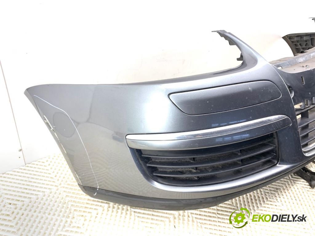 VW GOLF V Kombi 2007 77 kW 1.9 TDI 1896 nárazník přední část  (Klika dveří ostatní)
