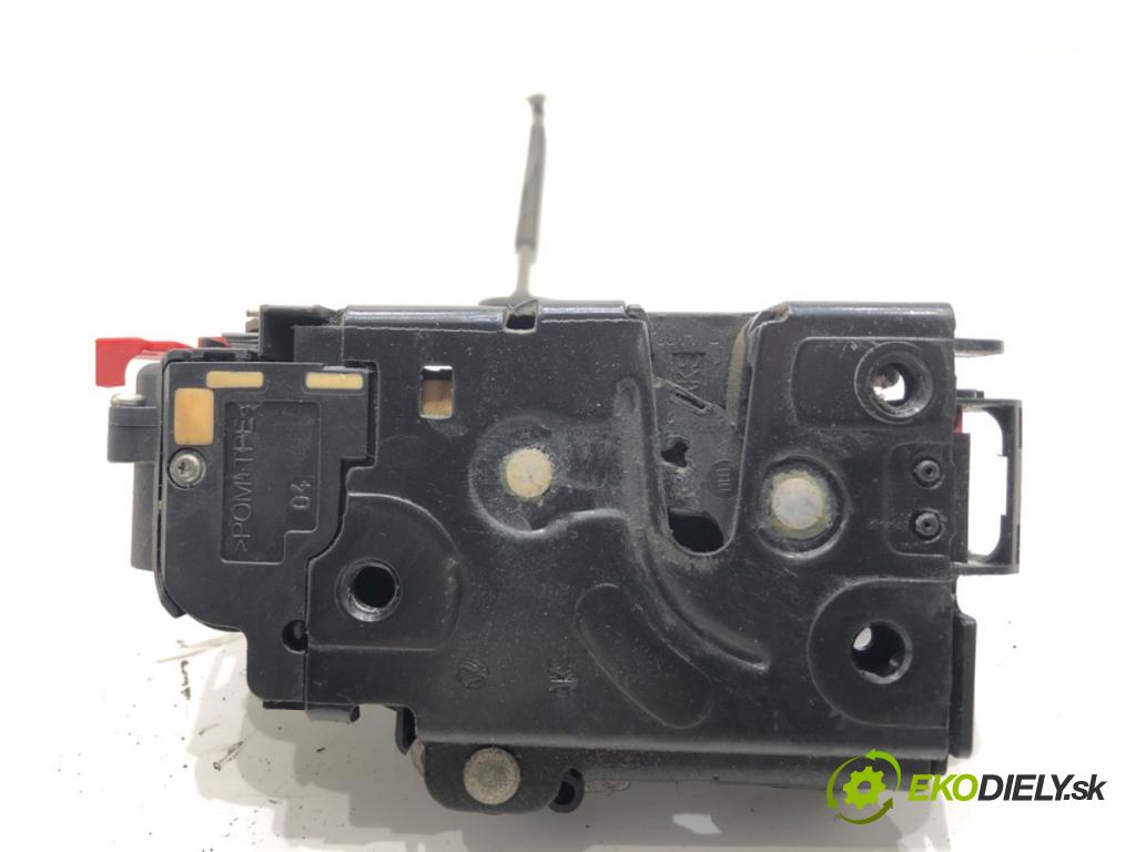 VW GOLF V Kombi 2007 77 kW 1.9 TDI 1896 zámok dveře levý přední část 3D1837015AB