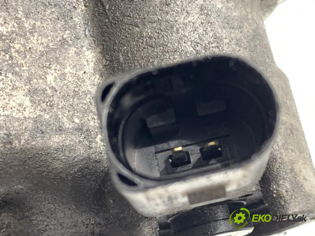 VW GOLF V Kombi 2007 77 kW 1.9 TDI 1896 kompresor klimatizace 1K0820859F (Kompresor klimatizace)