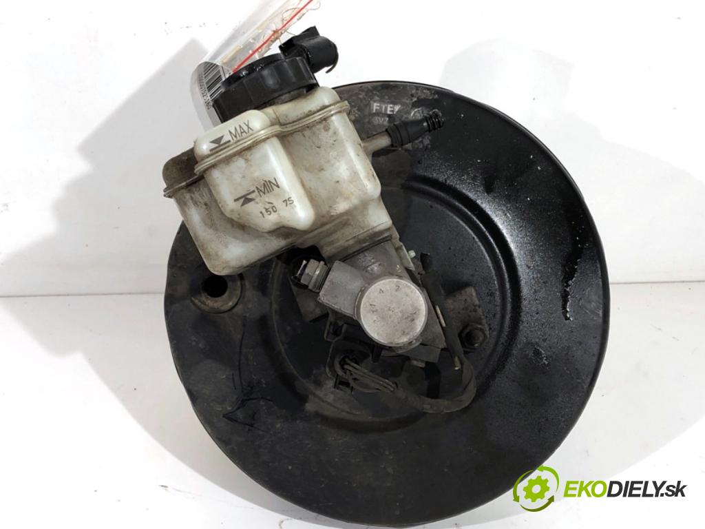 VW GOLF V Kombi 2007 77 kW 1.9 TDI 1896 Posilovač bŕzd 1K1614105AR