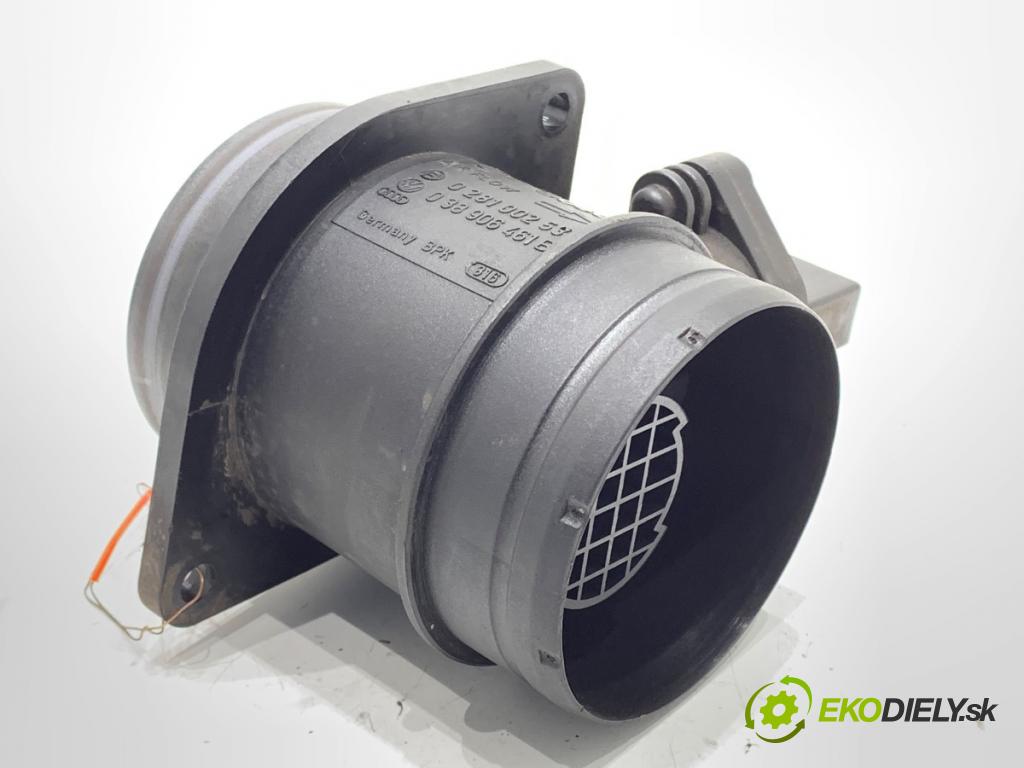 VW GOLF V Kombi 2007 77 kW 1.9 TDI 1896 Váha vzduchu 038906461B (Váha vzduchu)