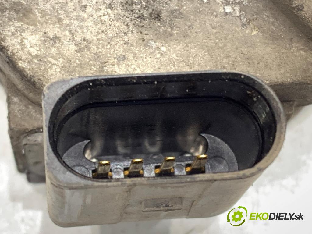 VW GOLF V Kombi 2007 77 kW 1.9 TDI 1896 Škrtiaca klapka 03G128063C (Škrtiaca klapka)