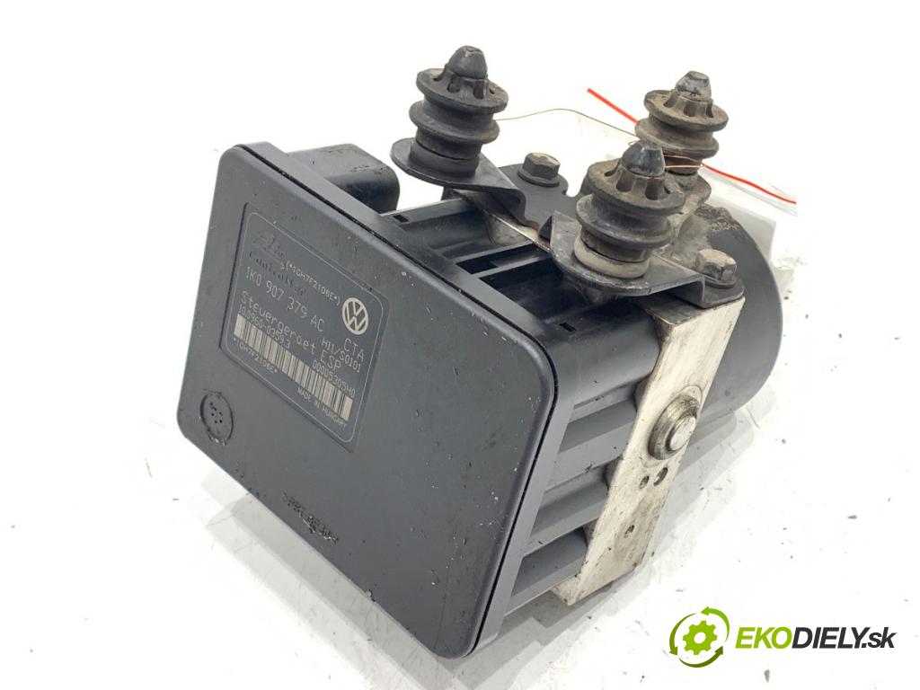 VW GOLF V Kombi 2007 77 kW 1.9 TDI 1896 pumpa ABS 1K0907379AC (Pumpa ABS)