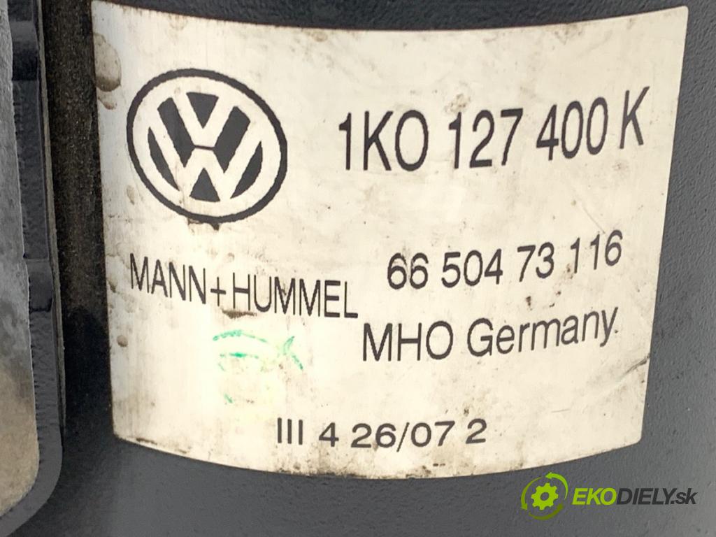 VW GOLF V Kombi 2007 77 kW 1.9 TDI 1896 Obal filtra paliva 1K0127400K (Obal palivového filtra)