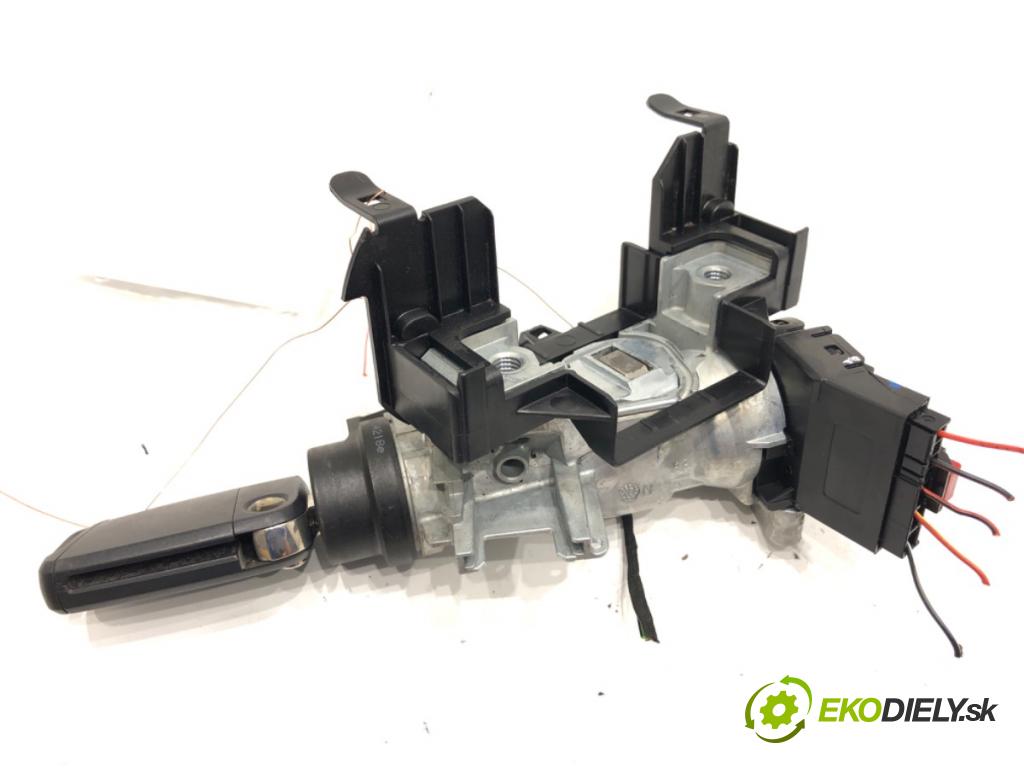 SKODA FABIA III liftback 2018 55 kW 1.0 999 spinačka 1K0905851 (Spínacia skrinka)
