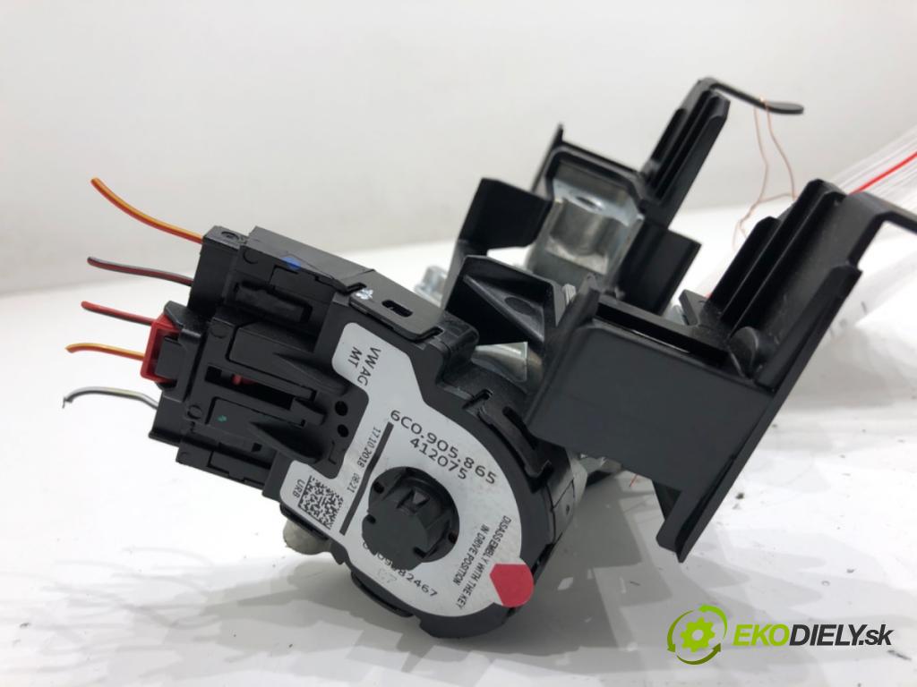 SKODA FABIA III liftback 2018 55 kW 1.0 999 spinačka 1K0905851 (Spínacia skrinka)