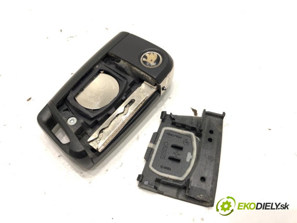 SKODA FABIA III liftback 2018 55 kW 1.0 999 spinačka 1K0905851 (Spínacia skrinka)