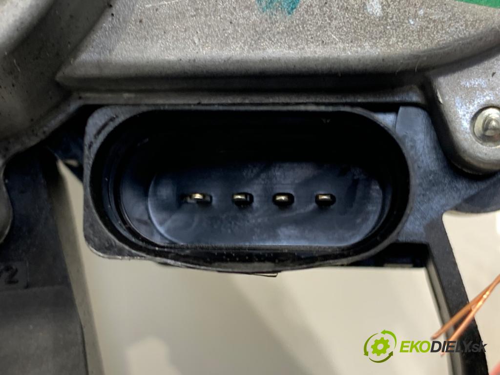 SKODA FABIA III liftback 2018 55 kW 1.0 999 motor stěračů zadní část 5F4955711A