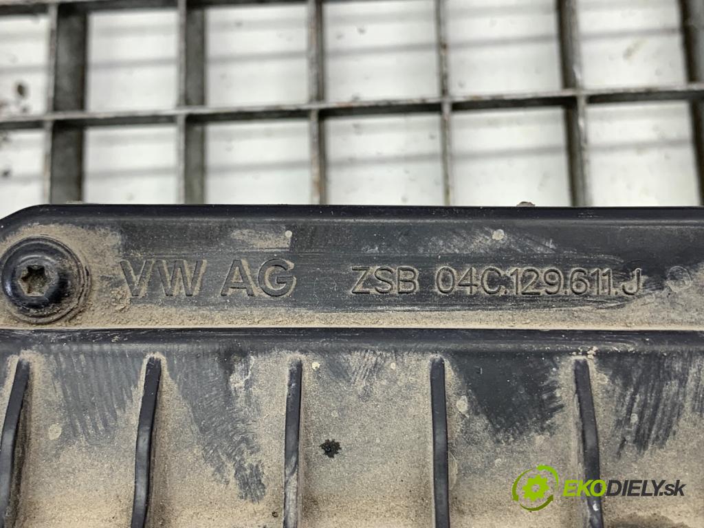 SKODA FABIA III liftback 2018 55 kW 1.0 999 Obal filtra vzduchu 04C129611J (Obal vzduchového filtra)