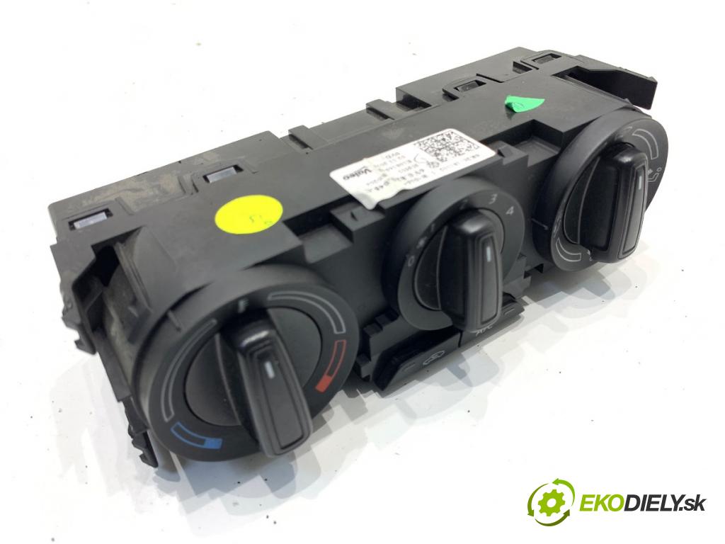 SKODA FABIA III liftback 2018 55 kW 1.0 999 Panel ovládania kúrenia 6V0820045C (Prepínacie páčky pod volantom)