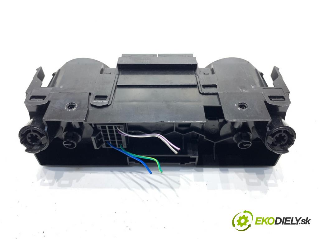 SKODA FABIA III liftback 2018 55 kW 1.0 999 Panel ovládania kúrenia 6V0820045C (Prepínacie páčky pod volantom)