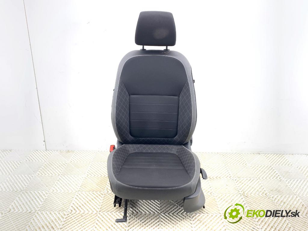 SKODA FABIA III liftback 2018 55 kW 1.0 999 Sedadlo ľavy predný 