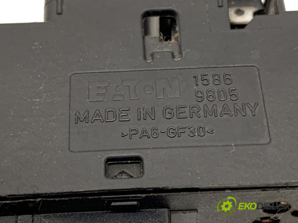 BMW E46 sedan 2000 100 kW 320 d 1951 Prepínač okien 6902176 (Prepínacie páčky pod volantom)