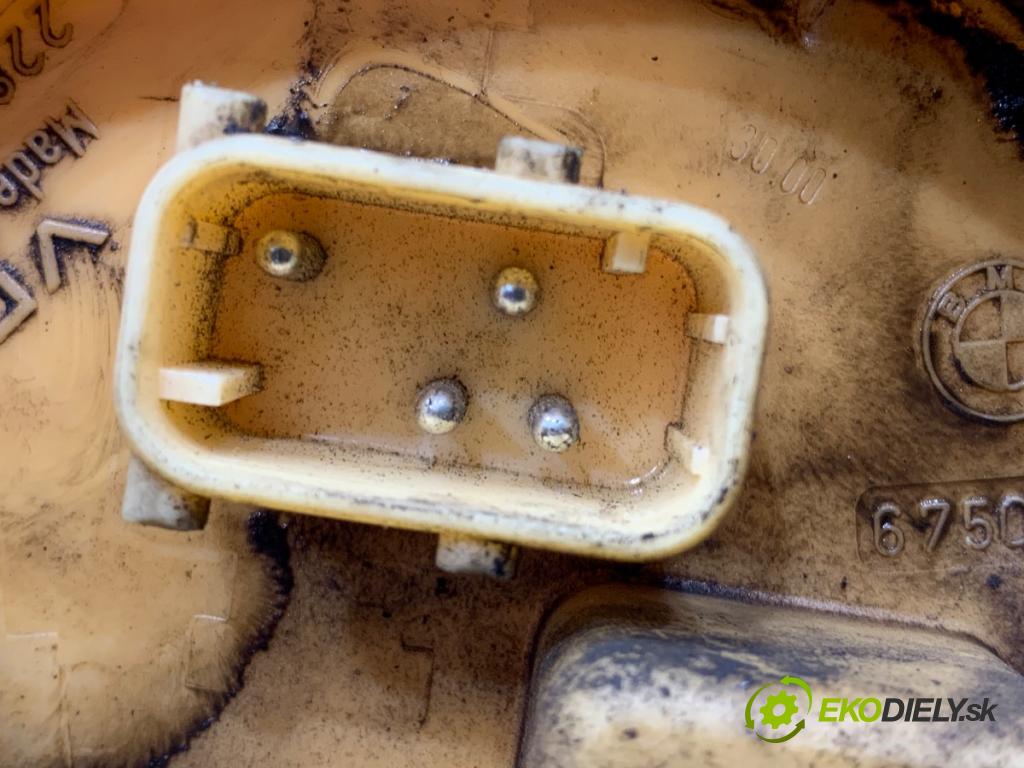 BMW E46 sedan 2000 100 kW 320 d 1951 pumpa paliva 228214002002