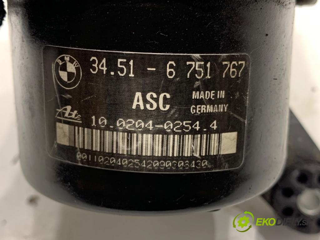 BMW E46 sedan 2000 100 kW 320 d 1951 Pumpa ABS 6751767 (Pumpa ABS)