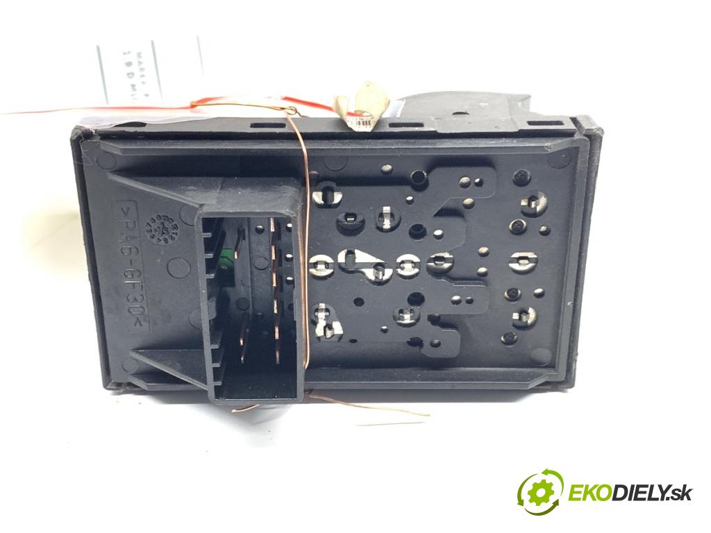 FIAT GRANDE PUNTO liftback 2005 96 kW 1.9 D Multijet 1910 Prepínač okien  (Prepínacie páčky pod volantom)